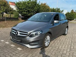 Grau Gebraucht 2019 Mercedes B200 Van / Kleinbus | 9.800 € (Superpreis)