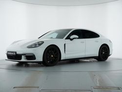 Weiß Gebraucht 2017 Porsche Panamera 4S Limousine | 81.489 €