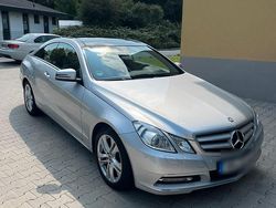 Silber Gebraucht 2012 Mercedes E250 Coupé | 13.400 € (Etwas zu teuer)