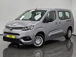 Silber Gebraucht 2023 Toyota Proace Verso City Kombi | 29.750 € (Fairer Preis)