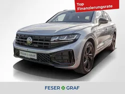 Oyster silver metallic Gebraucht 2024 VW Touareg R-line SUV | 74.550 € (Etwas zu teuer)