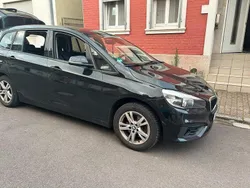 Schwarz Gebraucht 2016 BMW 216 Kombi | 12.900 €