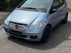 Blau Gebraucht 2007 Mercedes A150 Classic Van / Kleinbus | 3.800 € (Guter Preis)