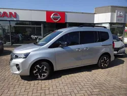 Grau Neu 2024 Nissan Townstar Tekna Van / Kleinbus | 28.970 € (Fairer Preis)