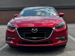 Rot Gebraucht 2018 Mazda 3 Signature Limousine | 16.900 € (Fairer Preis)