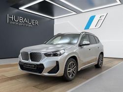 Schwarz Neu 2025 BMW iX1 M Sport SUV | 48.049 € (Superpreis)