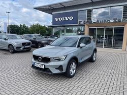 Grau Gebraucht 2025 Volvo XC40 Core SUV | 34.900 € (Superpreis)