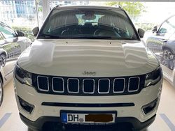 Weiß Gebraucht 2020 Jeep Compass SUV | 20.580 € (Fairer Preis)