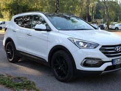 Weiß Gebraucht 2017 Hyundai Santa Fe Premium SUV | 23.699 € (Fairer Preis)