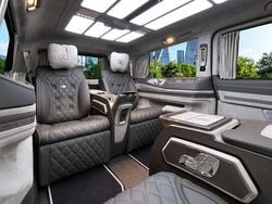 Schwarz Neu 2025 Mercedes V300 Luxury Van / Kleinbus | 214.200 €