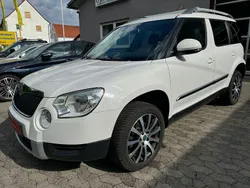 Weiß Gebraucht 2013 Skoda Yeti Plus Edition SUV | 7.490 € (Fairer Preis)
