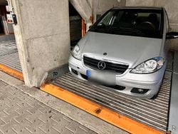 Silber Gebraucht 2008 Mercedes 190 Limousine | 1.800 €