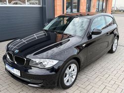 Schwarz Gebraucht 2011 BMW 116 Advantage Kleinwagen | 6.900 € (Etwas zu teuer)