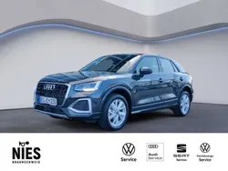 Manhattangrau metallic Gebraucht 2025 Audi Q2 Advanced Plus SUV | 37.650 € (Teuer)