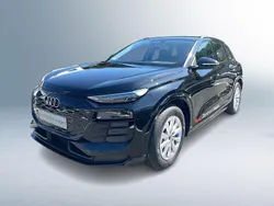Mythosschwarz metallic Gebraucht 2025 Audi Q6 e-tron Ambiente SUV | 72.900 € (Guter Preis)