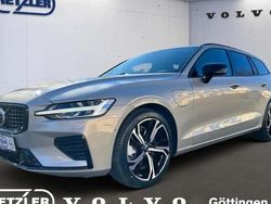 Silber Gebraucht 2025 Volvo V60 Plus Kombi | 69.900 €