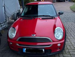 Rot Gebraucht 2002 Mini ONE Kleinwagen | 1.699 € (Fairer Preis)