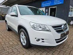 Weiß Gebraucht 2009 VW Tiguan Trendline SUV | 7.490 € (Fairer Preis)