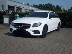 Weiß Gebraucht 2020 Mercedes E220 AMG line Kombi | 38.500 € (Teuer)