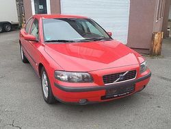 Rot Gebraucht 2003 Volvo S60 Limousine | 2.700 € (Fairer Preis)