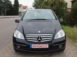 Schwarz Gebraucht 2011 Mercedes A180 Elegance Van / Kleinbus | 2.000 € (Guter Preis)