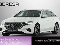 Weiß Gebraucht 2024 Mercedes E200 Avantgarde Kombi | 44.425 € (Fairer Preis)