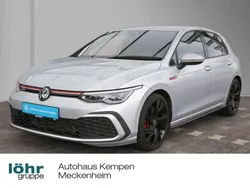 Reflexsilber metallic Gebraucht 2024 VW Golf VIII GTI Limousine | 30.380 € (Superpreis)