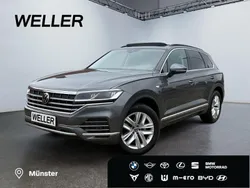 Grau Gebraucht 2022 VW Touareg SUV | 51.790 € (Guter Preis)