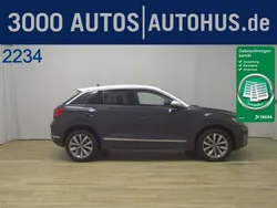 Grau Gebraucht 2022 VW T-Roc Style SUV | 16.980 €