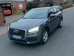 Grau Gebraucht 2018 Audi Q2 SUV | 21.500 € (Fairer Preis)
