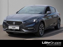 Grau Neu 2025 Seat Leon FR Limousine | 35.890 € (Teuer)