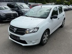 Weiß Gebraucht 2015 Dacia Sandero Ambiance Kleinwagen | 4.300 € (Fairer Preis)