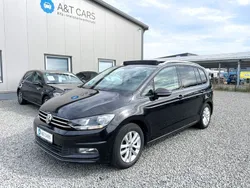 Schwarz Gebraucht 2016 VW Touran Van / Kleinbus | 18.990 € (Fairer Preis)