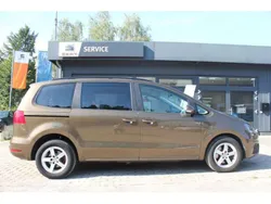 Boal braun Gebraucht 2011 Seat Alhambra Reference Van / Kleinbus | 10.890 € (Etwas zu teuer)