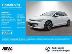 Pure white/schwarz Gebraucht 2025 VW Golf VIII Edition Limousine | 37.370 € (Teuer)
