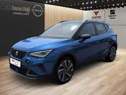Blau (metallic) Gebraucht 2024 Seat Arona FR SUV | 23.490 € (Fairer Preis)