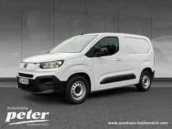 Weiss Gebraucht 2025 Fiat e-Doblò Van / Kleinbus | 32.118 € (Fairer Preis)