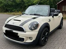 Weiß Gebraucht 2015 Mini Cooper S Cabriolet Cabrio | 7.950 € (Etwas zu teuer)