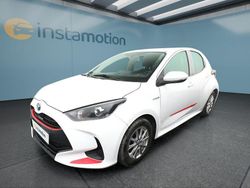 Weiß Gebraucht 2021 Toyota Yaris Hybrid Kleinwagen | 17.499 € (Fairer Preis)