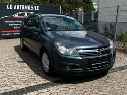 Blau Gebraucht 2006 Opel Astra Kombi | 3.300 € (Fairer Preis)