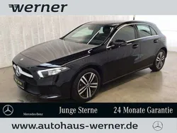Schwarz Gebraucht 2023 Mercedes A200 Business Limousine | 26.662 € (Guter Preis)