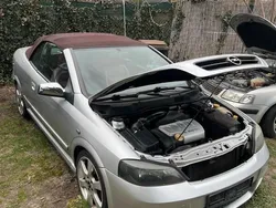Silber Gebraucht 2002 Opel Astra Cabriolet Cabrio | 650 € (Guter Preis)