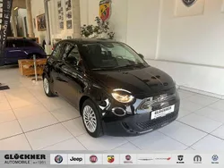 Schwarz Gebraucht 2023 Fiat 500e Kleinwagen | 26.490 € (Teuer)