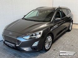 Silber Gebraucht 2019 Ford Focus Titanium S Limousine | 13.935 € (Fairer Preis)