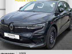 Schwarz Gebraucht 2023 Renault Mégane Evolution Kleinwagen | 26.995 € (Guter Preis)