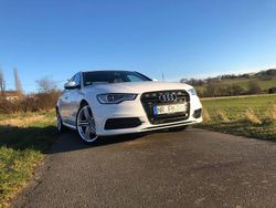 Weiß Gebraucht 2012 Audi A6 S-Line Limousine | 15.300 € (Teuer)