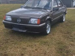 Braun Gebraucht 1985 Opel Ascona Limousine | 2.800 €