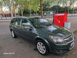 Andere farben Gebraucht 2010 Opel Astra Limousine | 3.800 €