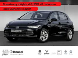 Schwarz Gebraucht 2024 VW Golf VIII Life Limousine | 24.300 € (Fairer Preis)