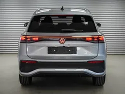 Oyster silber metallic (f0) oyster silber metallic (f0) Neu 2025 VW Tayron Life SUV | 47.052 € (Fairer Preis)